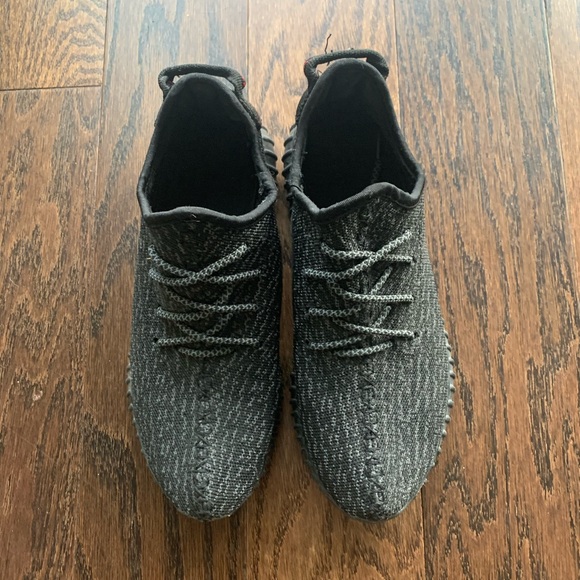Yeezy Boost 350 - Pirate Black 2016 - Picture 4 of 6